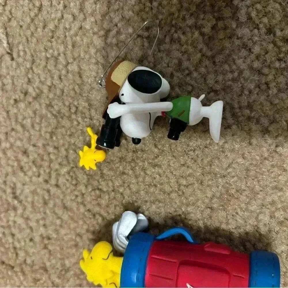 Lot Of 4 Hallmark Keepsake Peanut Collectors Series - Picture 7 of 11